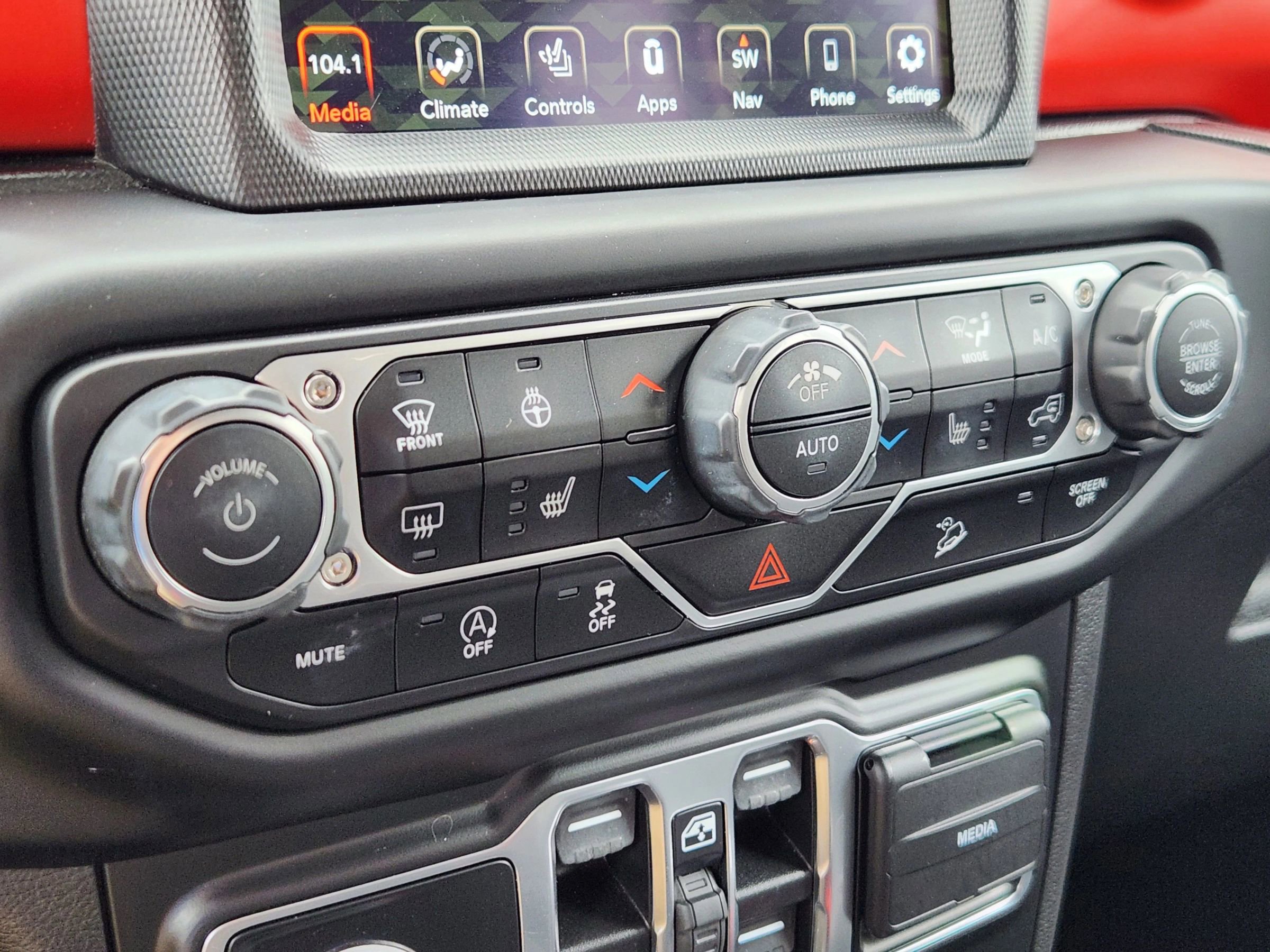 Used 2021 Jeep Wrangler Unlimited Rubicon image 38