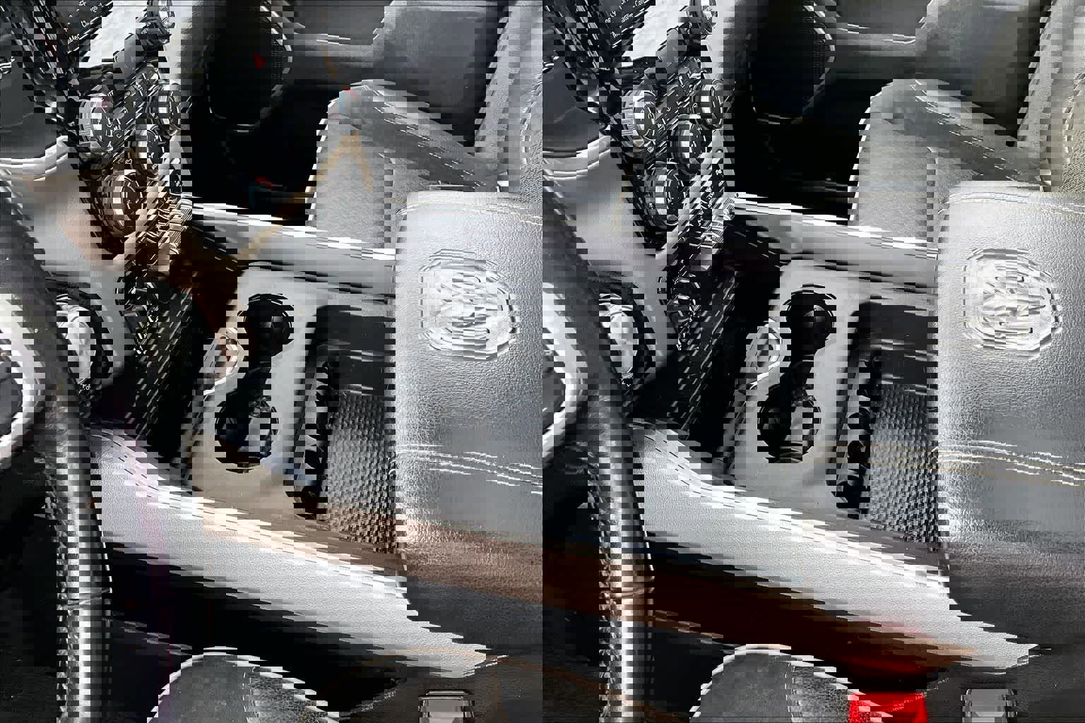 Used 2020 RAM 1500 Laramie image 17