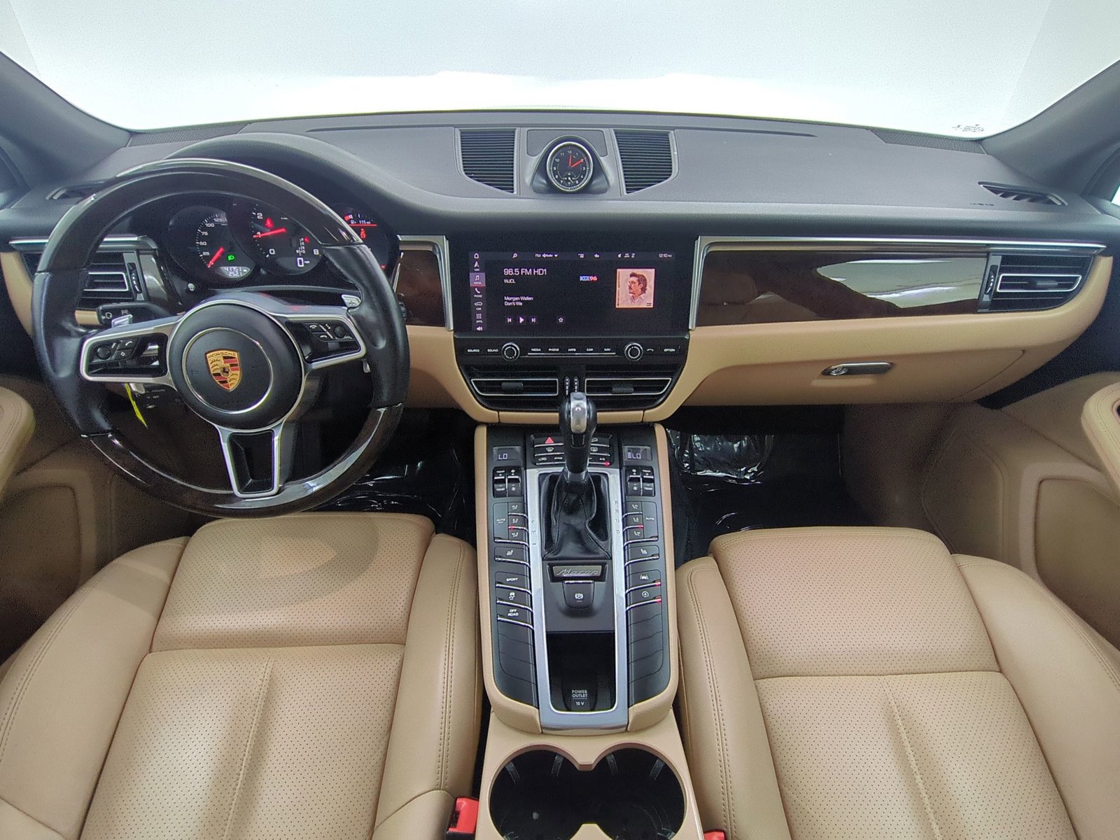 Certified 2020 Porsche Macan AWD/4WD image 20