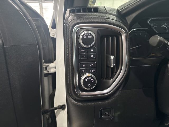 Used 2020 GMC Sierra 1500 Elevation w/ Elevation Value Package image 15