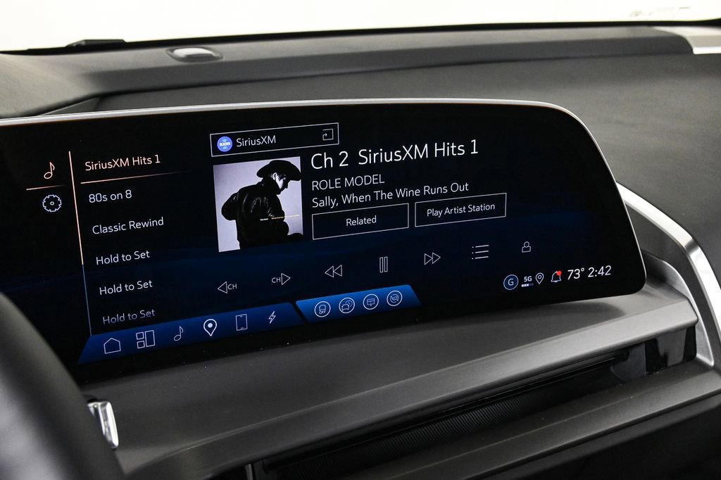 New 2026 Cadillac Vistiq Platinum image 15