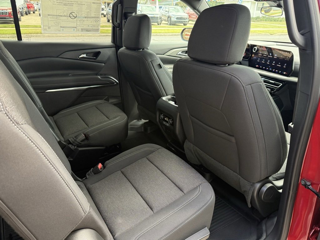 New 2026 Chevrolet Traverse LT w/ LPO, Floor Liner Package image 57