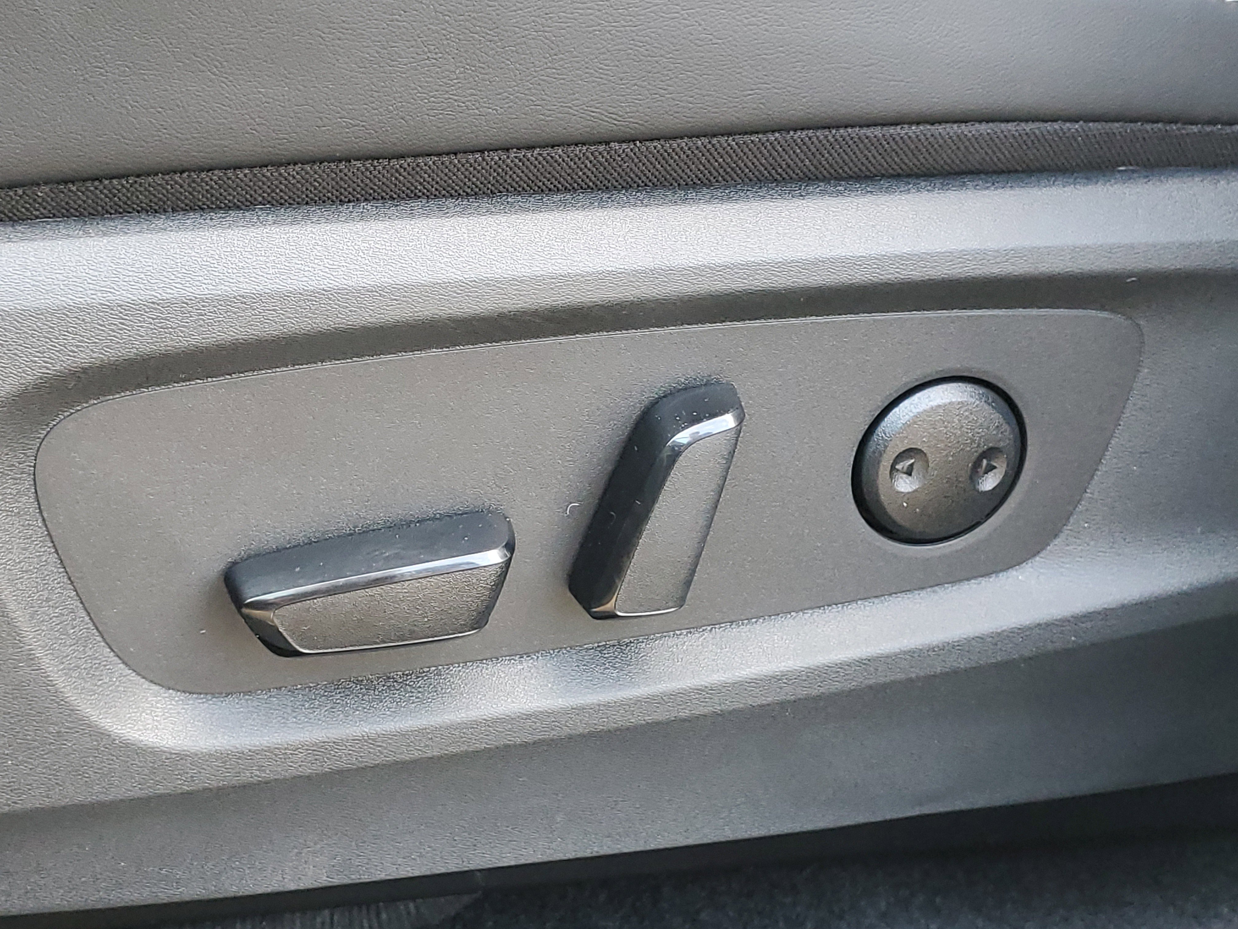 New 2026 Nissan Pathfinder Platinum image 6