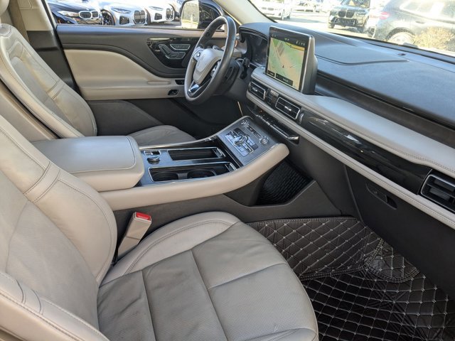 Used 2021 Lincoln Aviator Reserve w/ Equipment Group 201A image 24