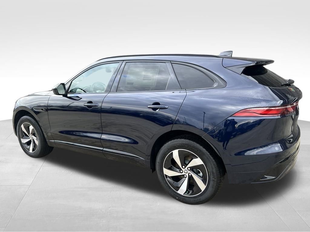 New 2025 Jaguar F-PACE R-Dynamic S image 3