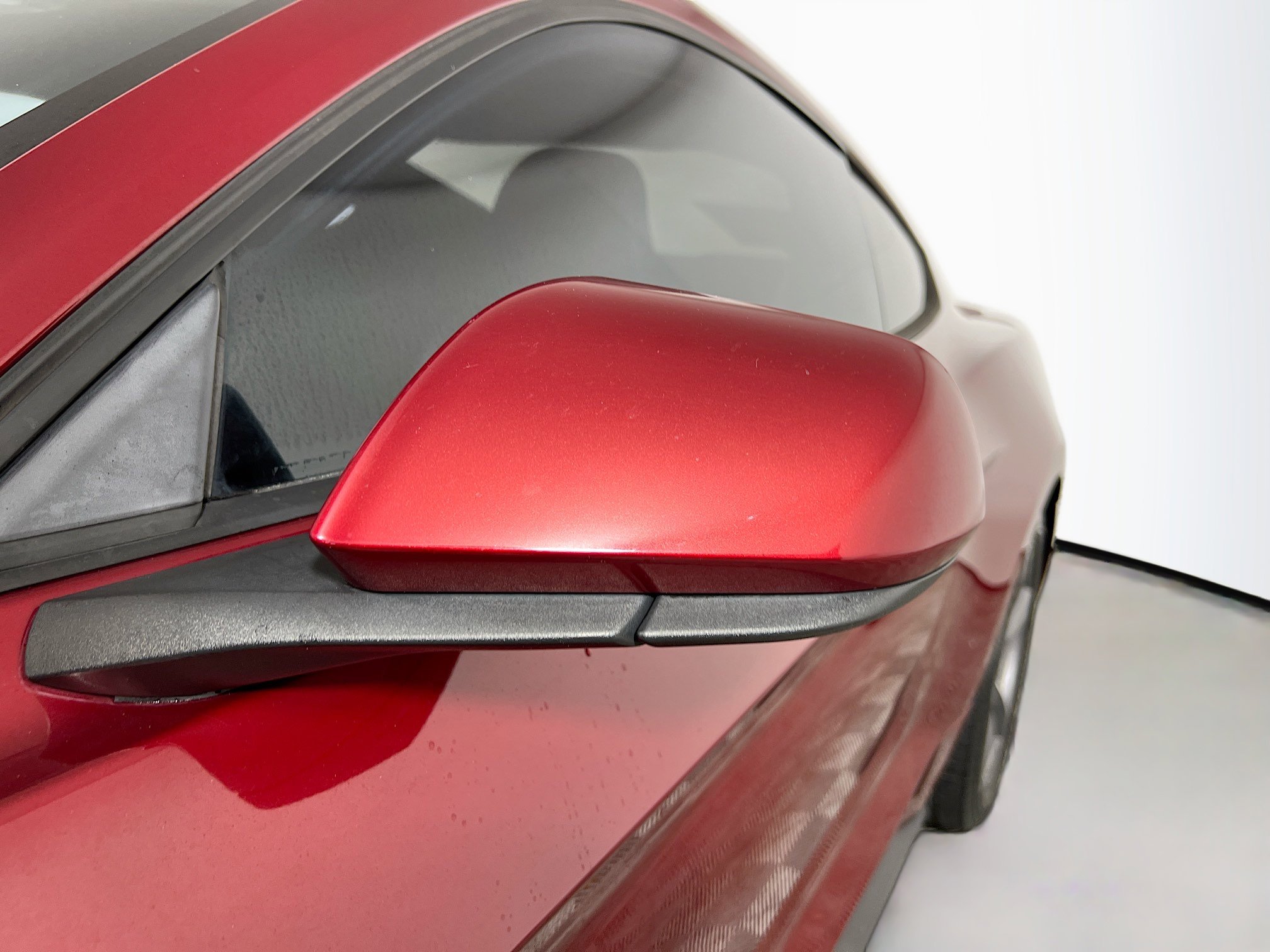 Used 2017 Ford Mustang Coupe image 13