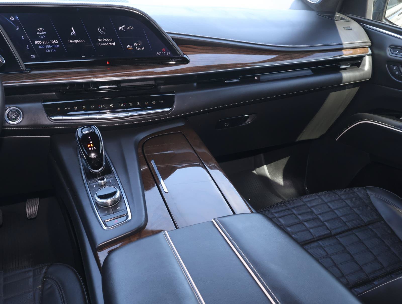 Certified 2023 Cadillac Escalade Sport Platinum w/ LPO, Floor Liner Package AWD/4WD image 18