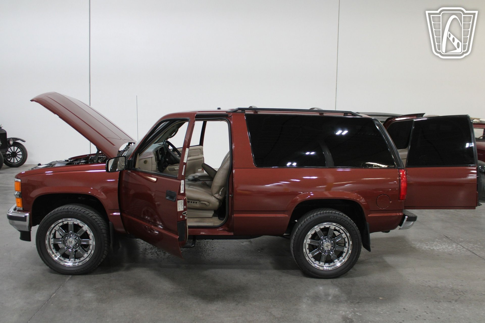 Used 1998 Chevrolet Tahoe 4WD 2-Door w/ Preferred Equipment Group 2 image 33