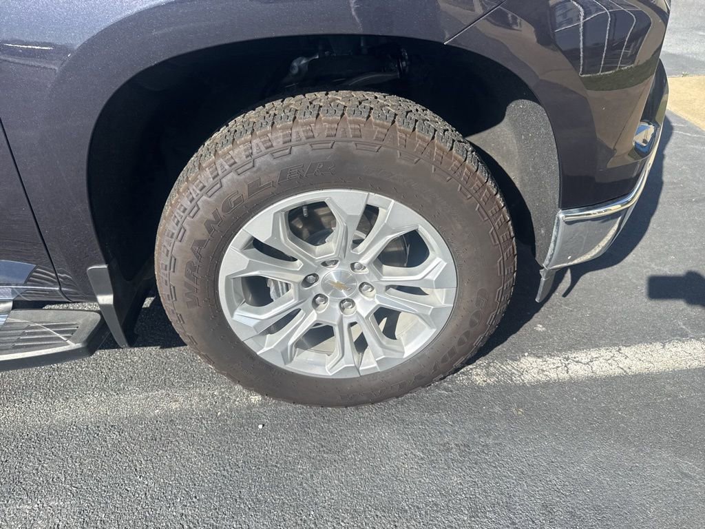 Used 2024 Chevrolet Silverado 1500 LTZ image 5