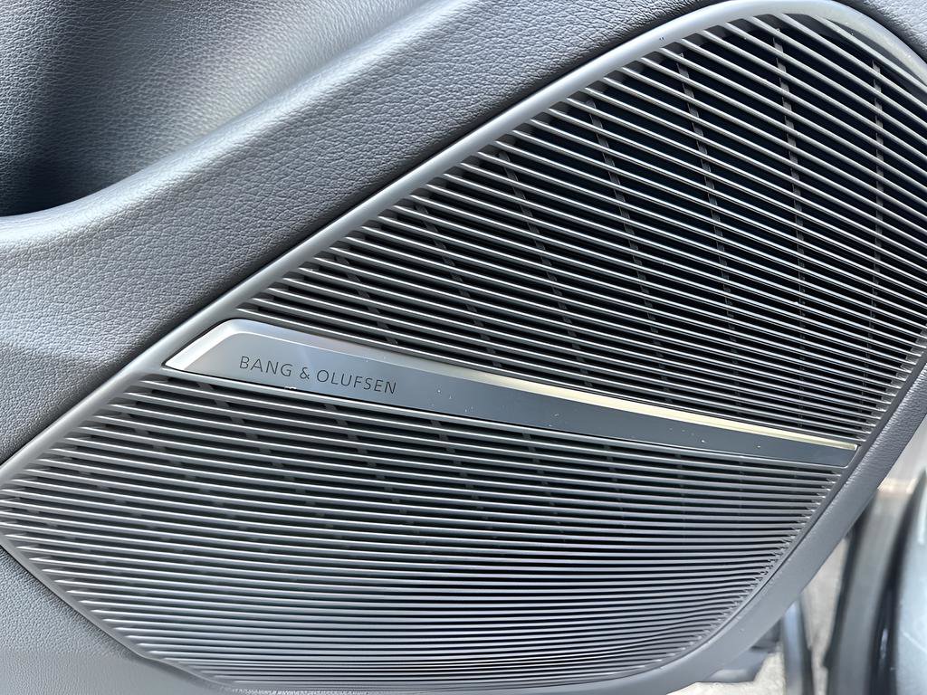 New 2026 Audi Q8 Premium Plus image 24