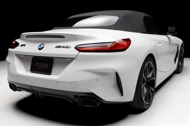 Used 2025 BMW Z4 M40i w/ Edition image 39