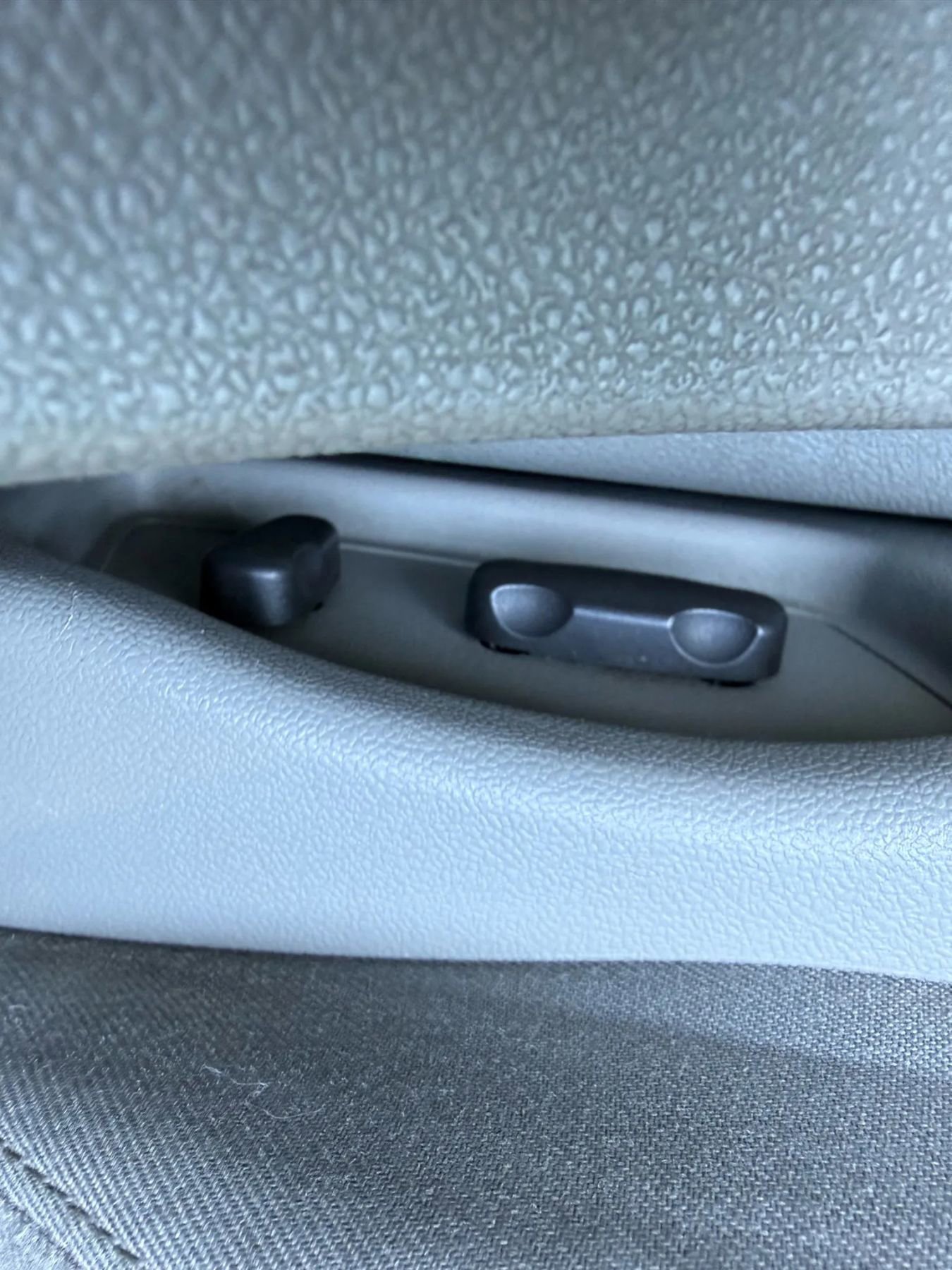 Used 2009 Saturn Aura XE w/ Convenience Package FWD image 14