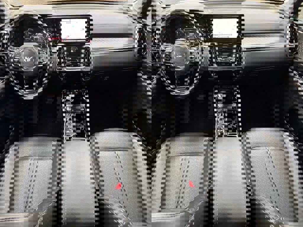 Used 2022 Kia Sorento SX image 12