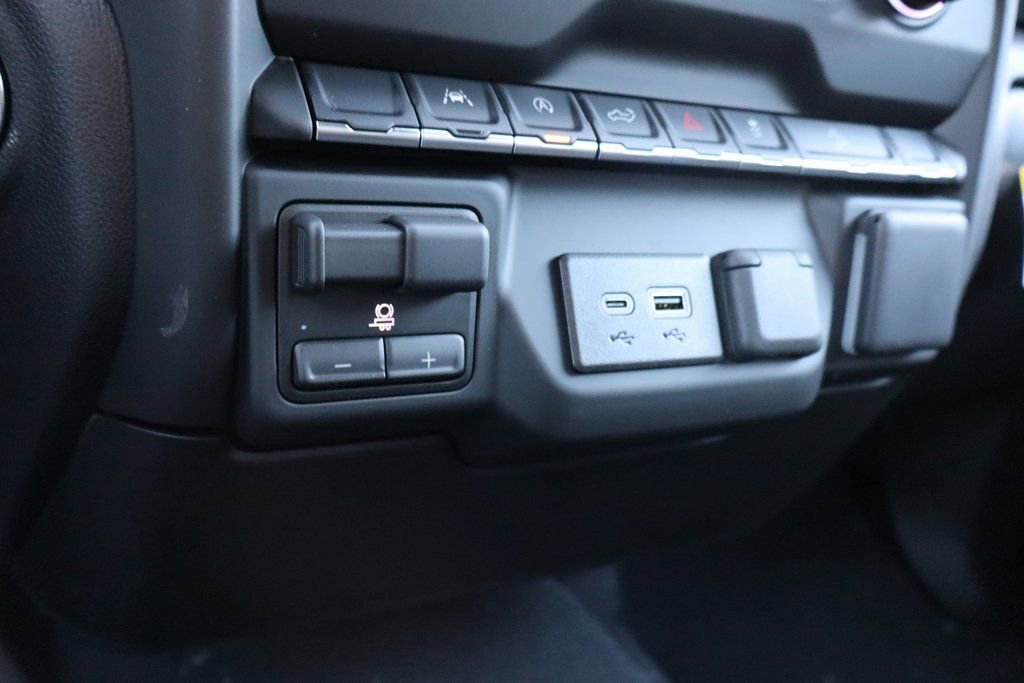 New 2026 Chevrolet Silverado 1500 Custom Trail Boss AWD/4WD image 11