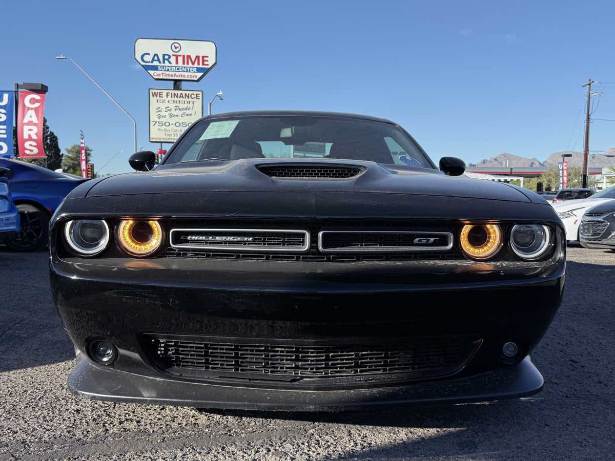 Used 2022 Dodge Challenger GT RWD image 3