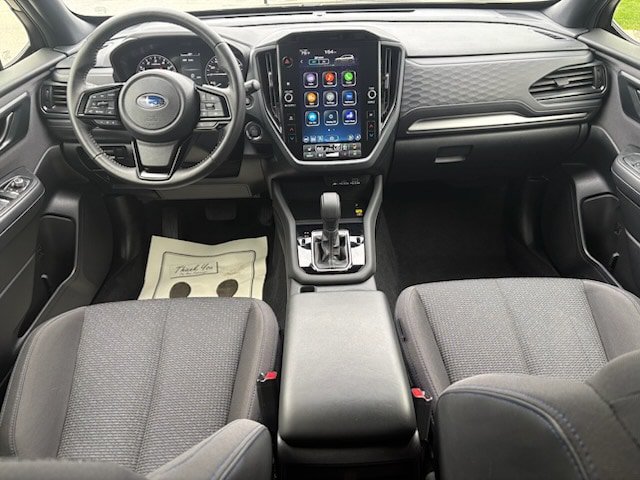 Used 2025 Subaru Forester Premium AWD/4WD image 9