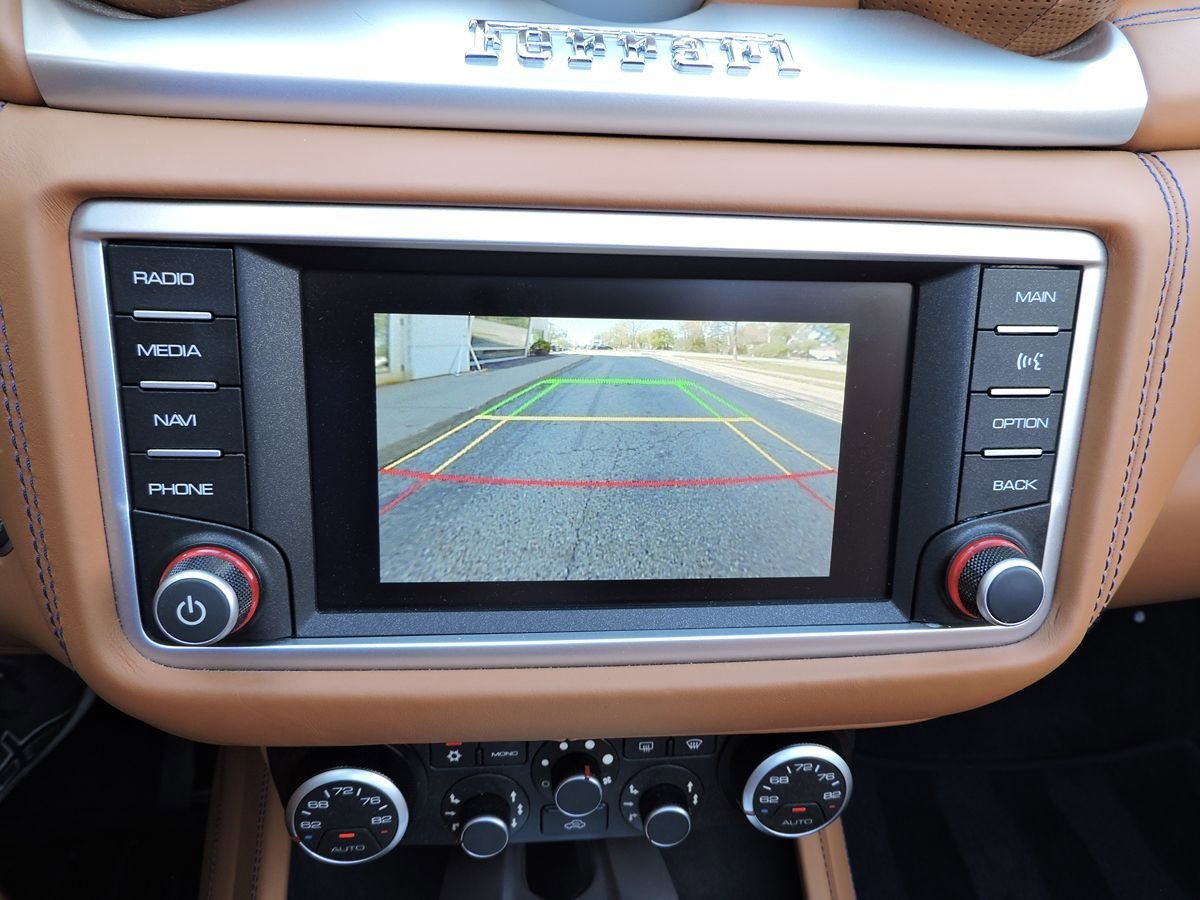 Used 2017 Ferrari California T image 29