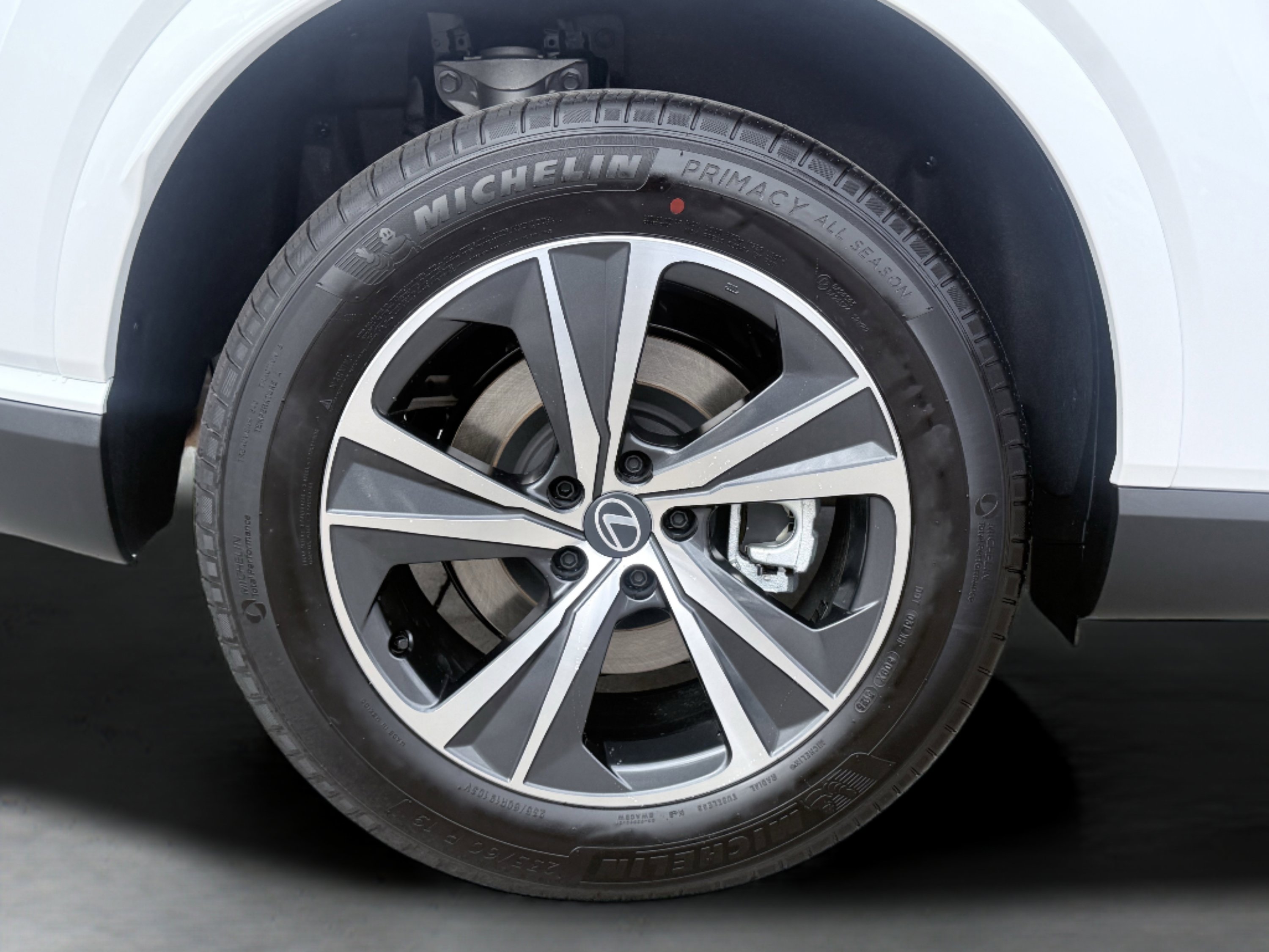 Used 2026 Lexus RX 350 FWD w/ Cold Area Package image 10