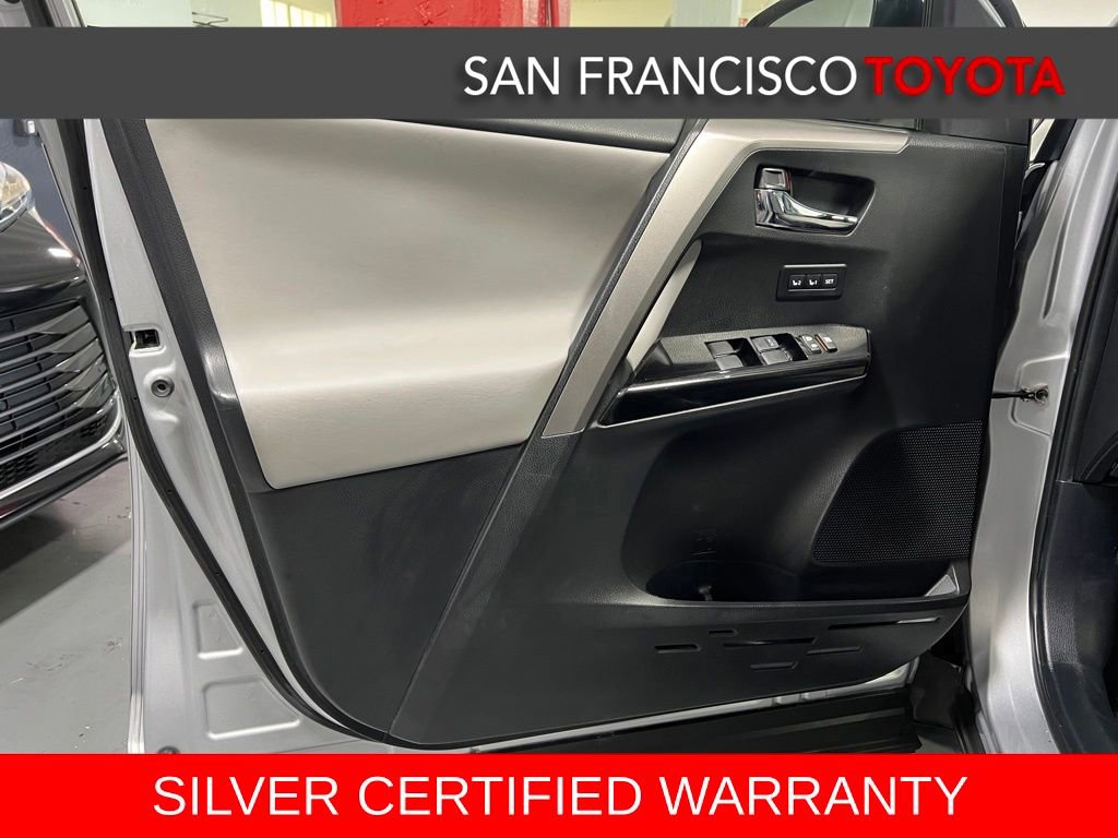 Used 2018 Toyota RAV4 Limited w/ Advanced Technology Package AWD/4WD image 38