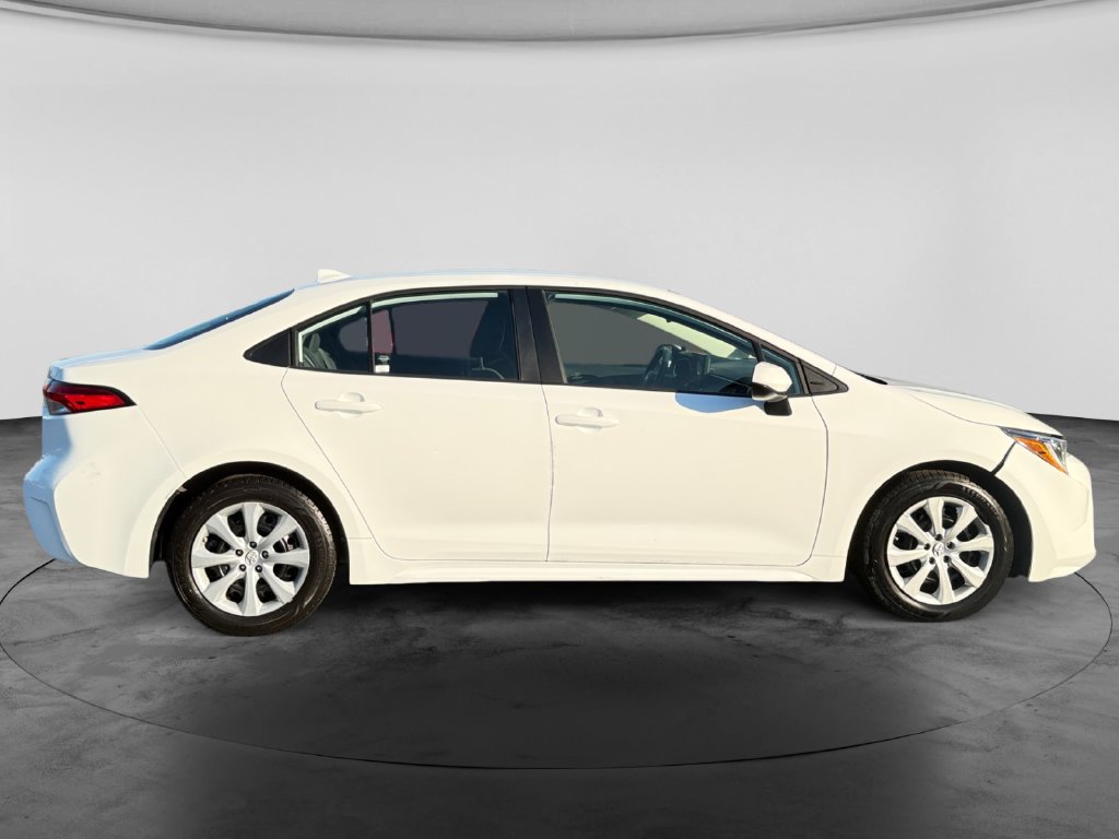 Used 2023 Toyota Corolla LE FWD image 10