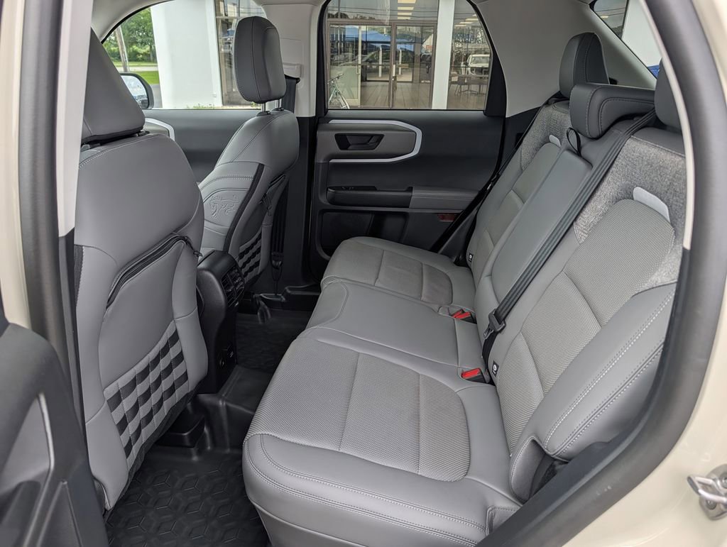 Used 2025 Ford Bronco Sport Badlands AWD/4WD image 31