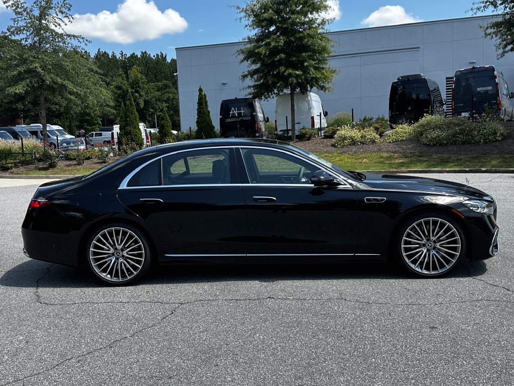New 2027 Mercedes-Benz S 580 4MATIC Sedan image 9