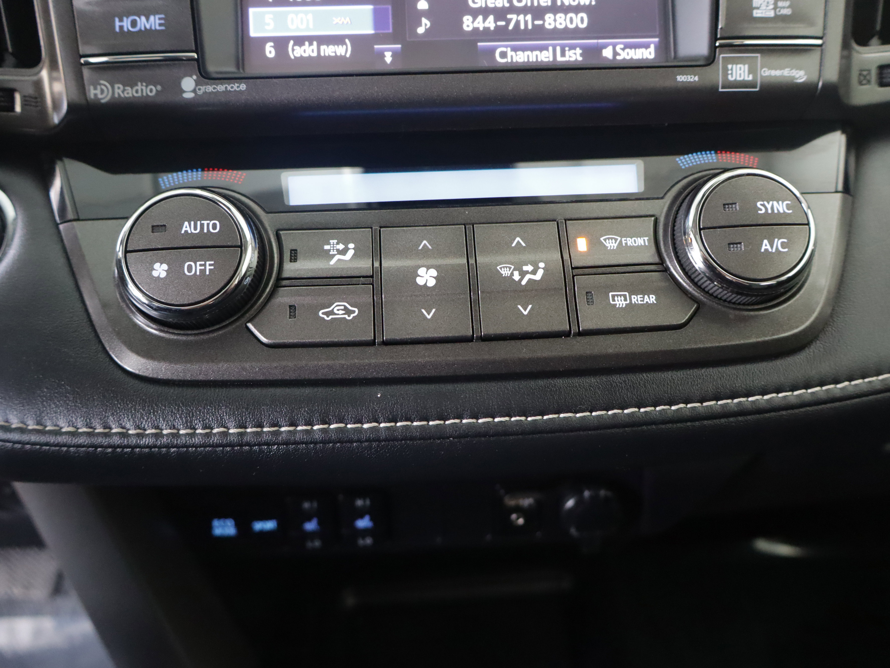 Used 2015 Toyota RAV4 Limited w/ Technology Package image 18