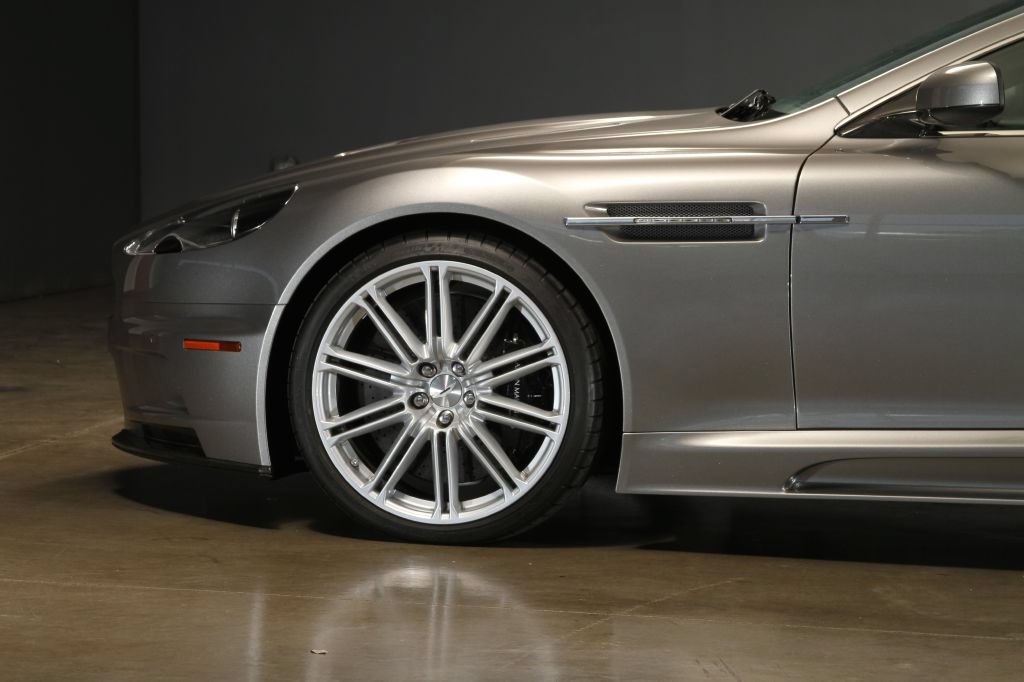 Used 2009 Aston Martin DBS Coupe RWD image 63
