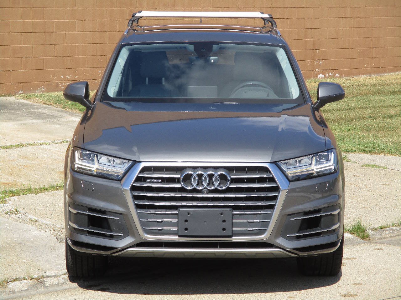 Used 2017 Audi Q7 3.0T Prestige AWD/4WD image 5