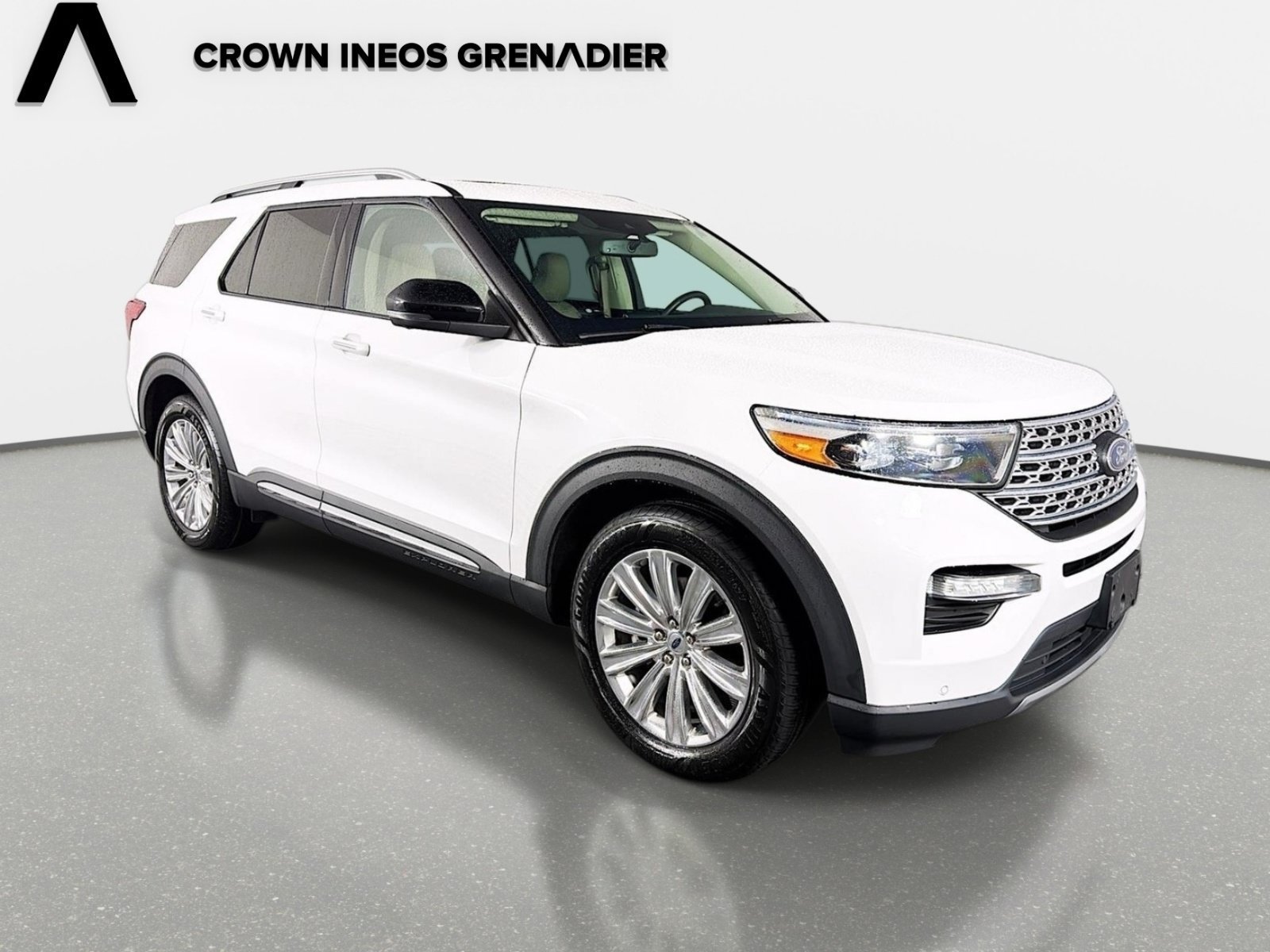 Used 2022 Ford Explorer Limited w/ Equipment Group 301A RWD image 3
