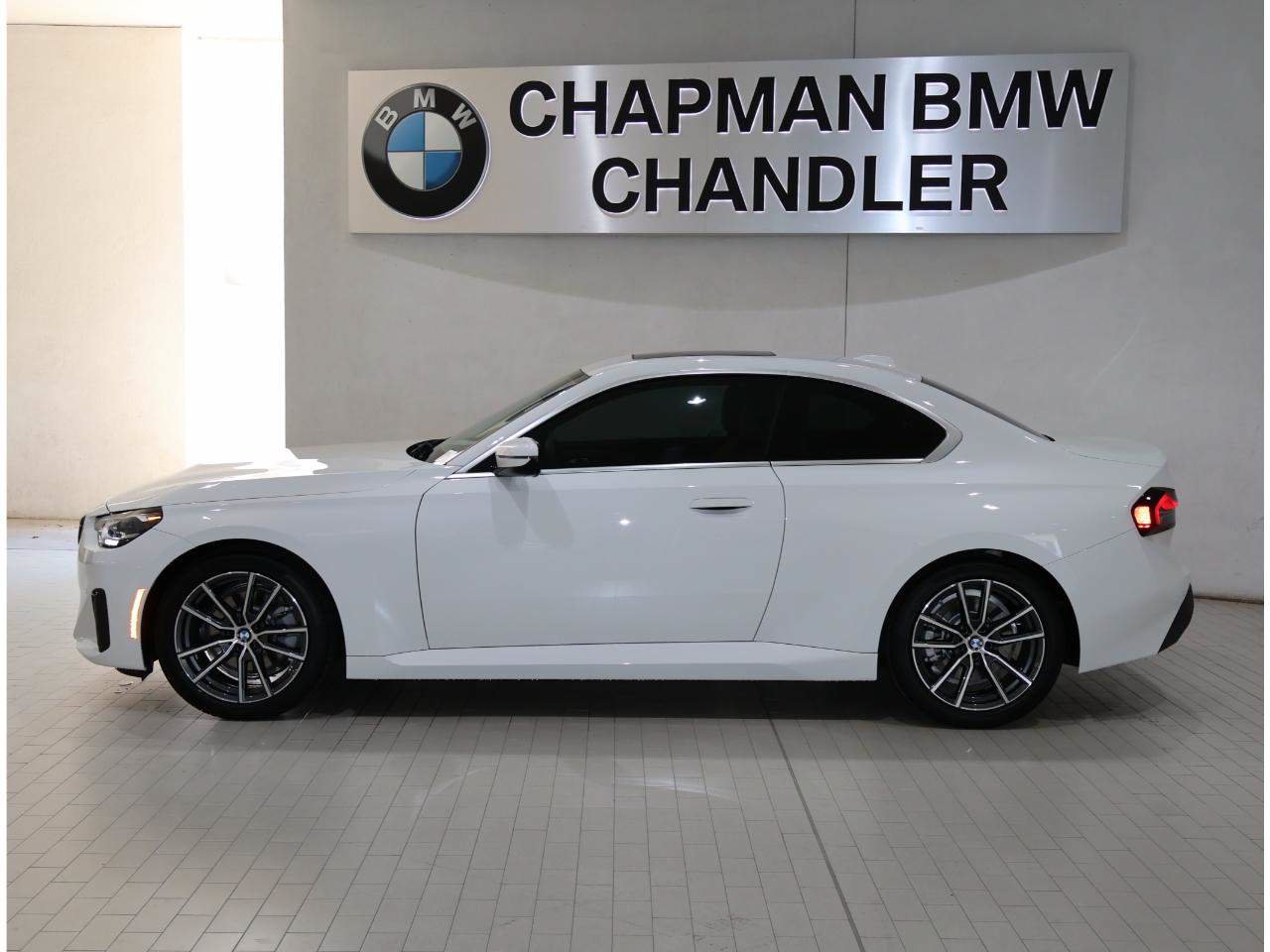 New 2026 BMW 230i Coupe w/ Convenience Package RWD image 3