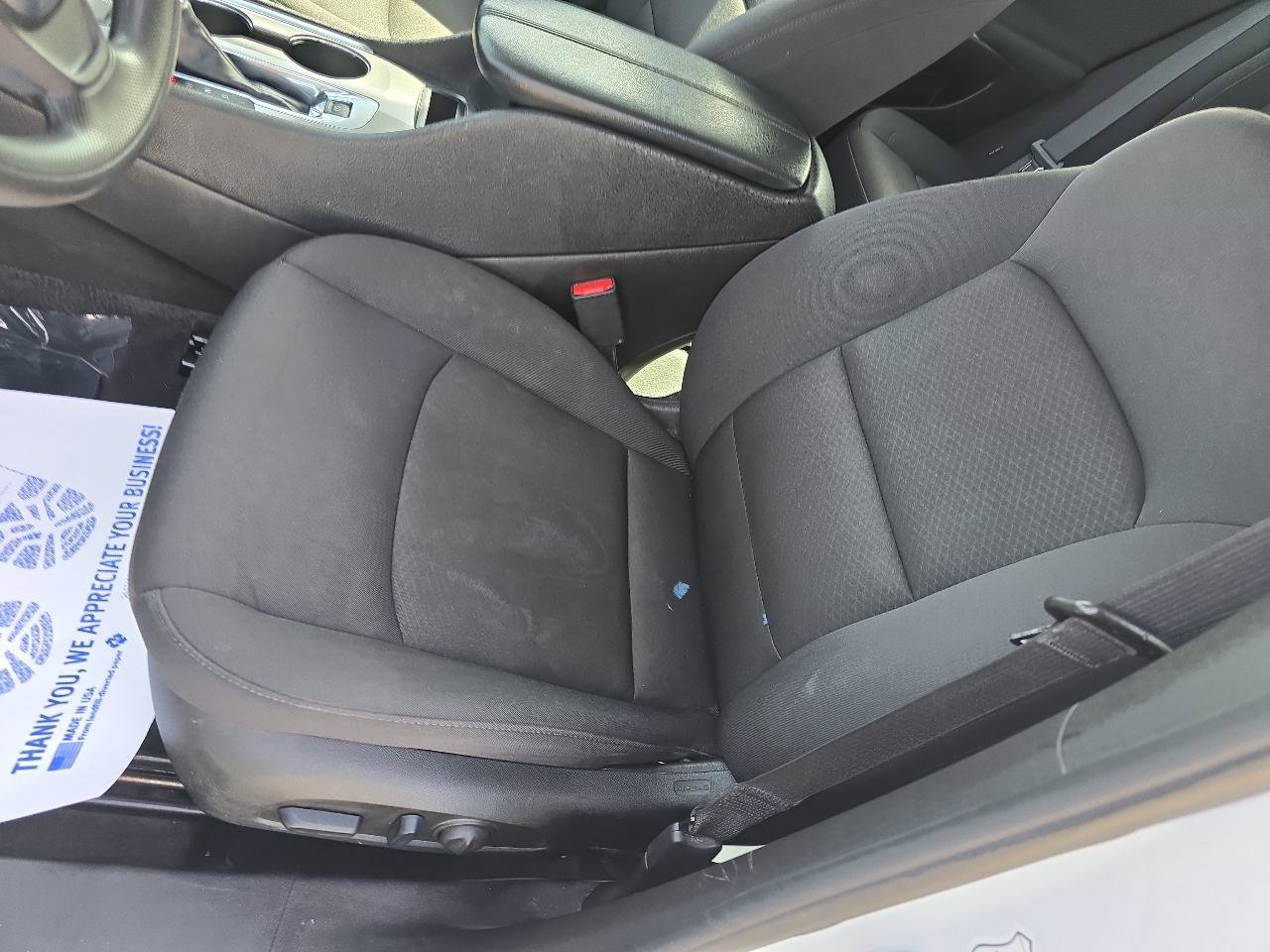 Used 2023 Chevrolet Malibu LT FWD image 18