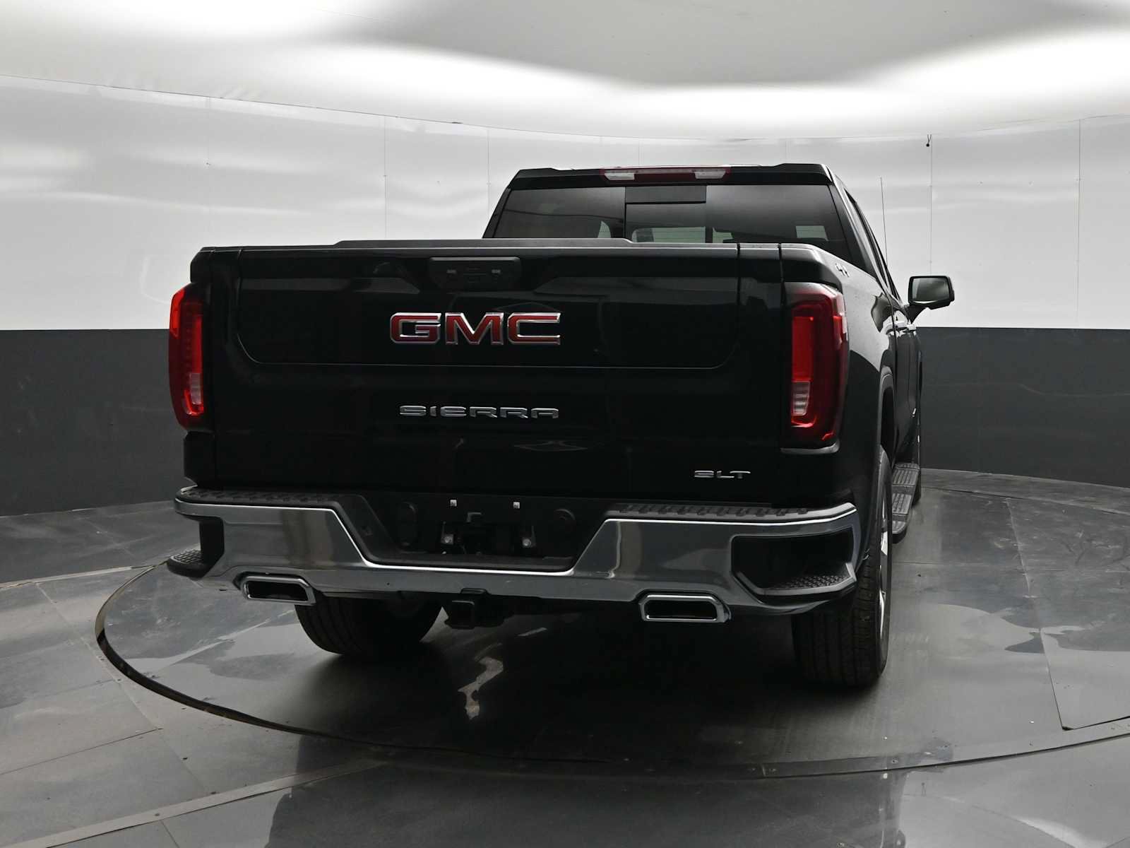 New 2026 GMC Sierra 1500 SLT w/ SLT Premium Package AWD/4WD image 6