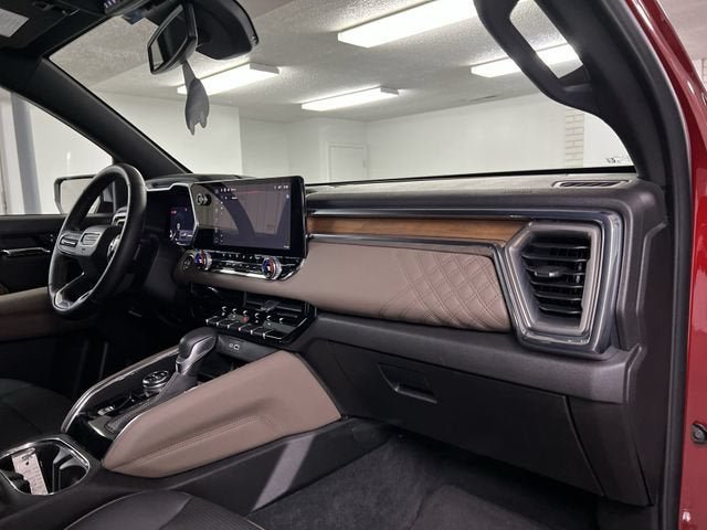 Certified 2025 GMC Canyon Denali AWD/4WD image 29