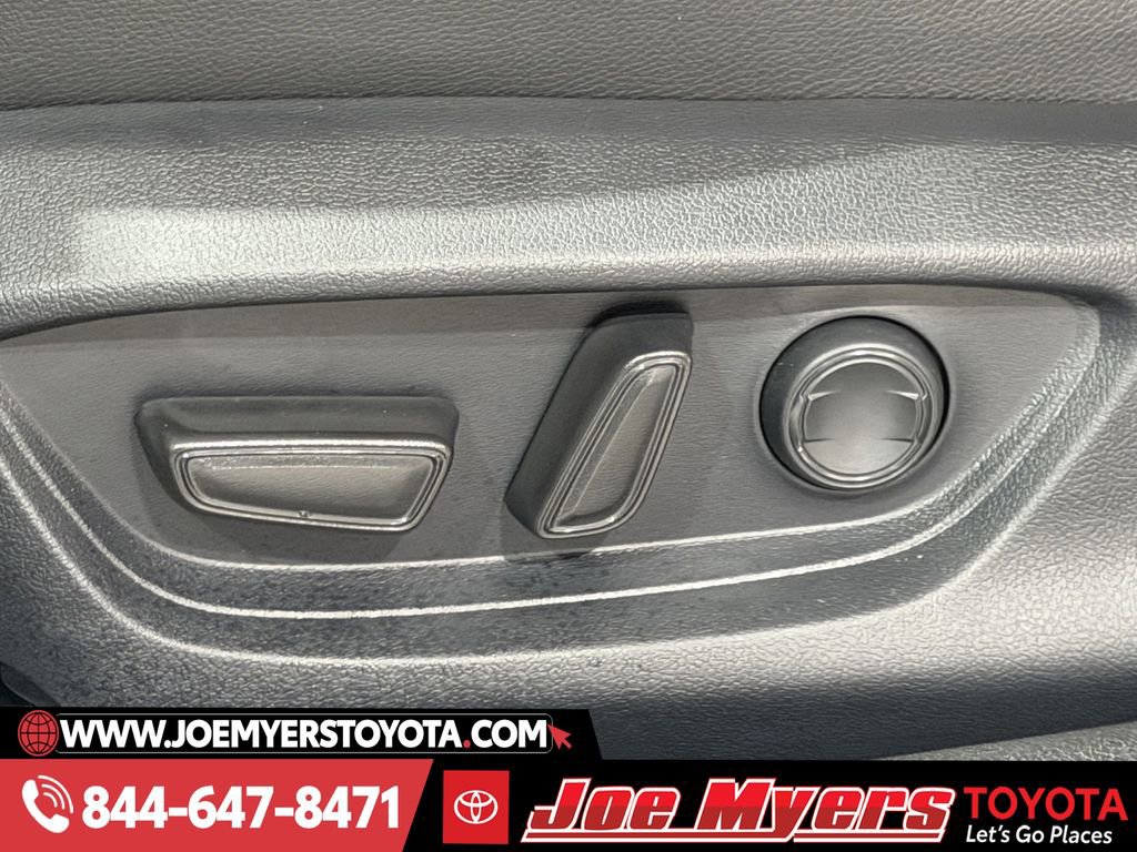 Certified 2025 Toyota Camry XSE image 28