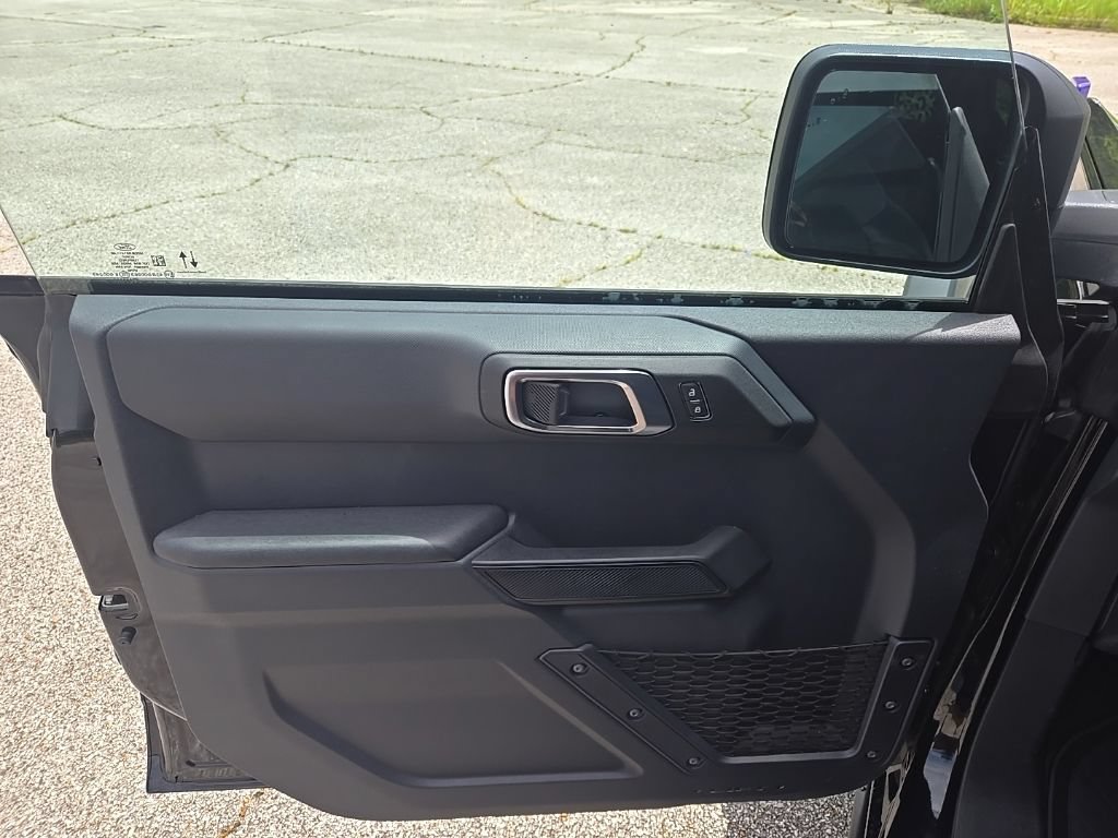 Used 2025 Ford Bronco Big Bend w/ Black Diamond Package AWD/4WD image 17