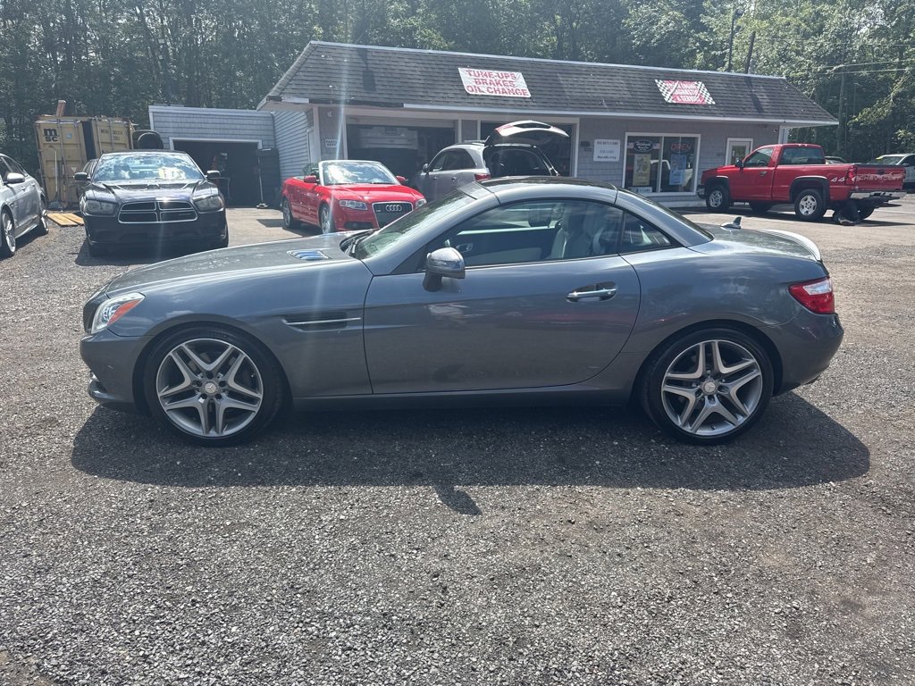 Used 2016 Mercedes-Benz SLK 300 image 18
