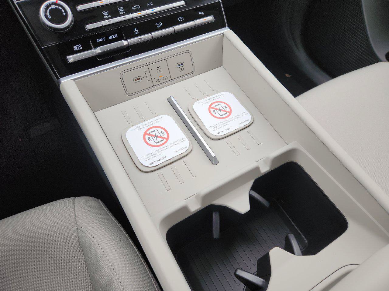 New 2026 Hyundai Santa Fe SE FWD image 17