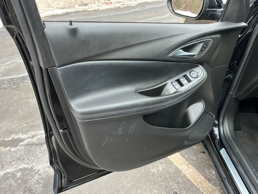 Used 2023 Buick Encore GX Preferred w/ Cold Weather Comfort Package image 11