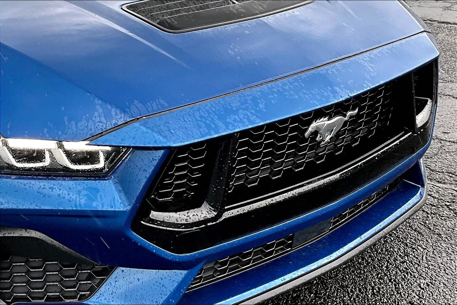 Used 2024 Ford Mustang GT Premium RWD image 30