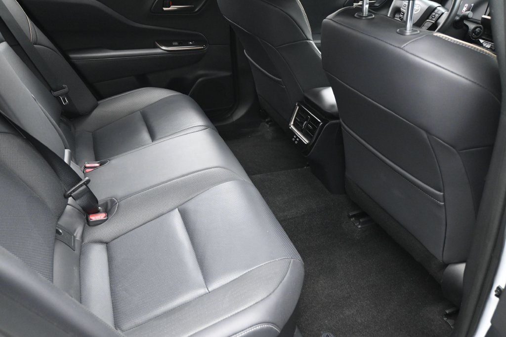 Used 2026 Toyota Crown AWD/4WD image 30