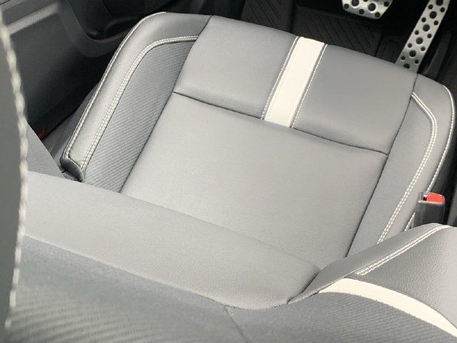 Used 2026 Toyota Camry SE FWD image 19