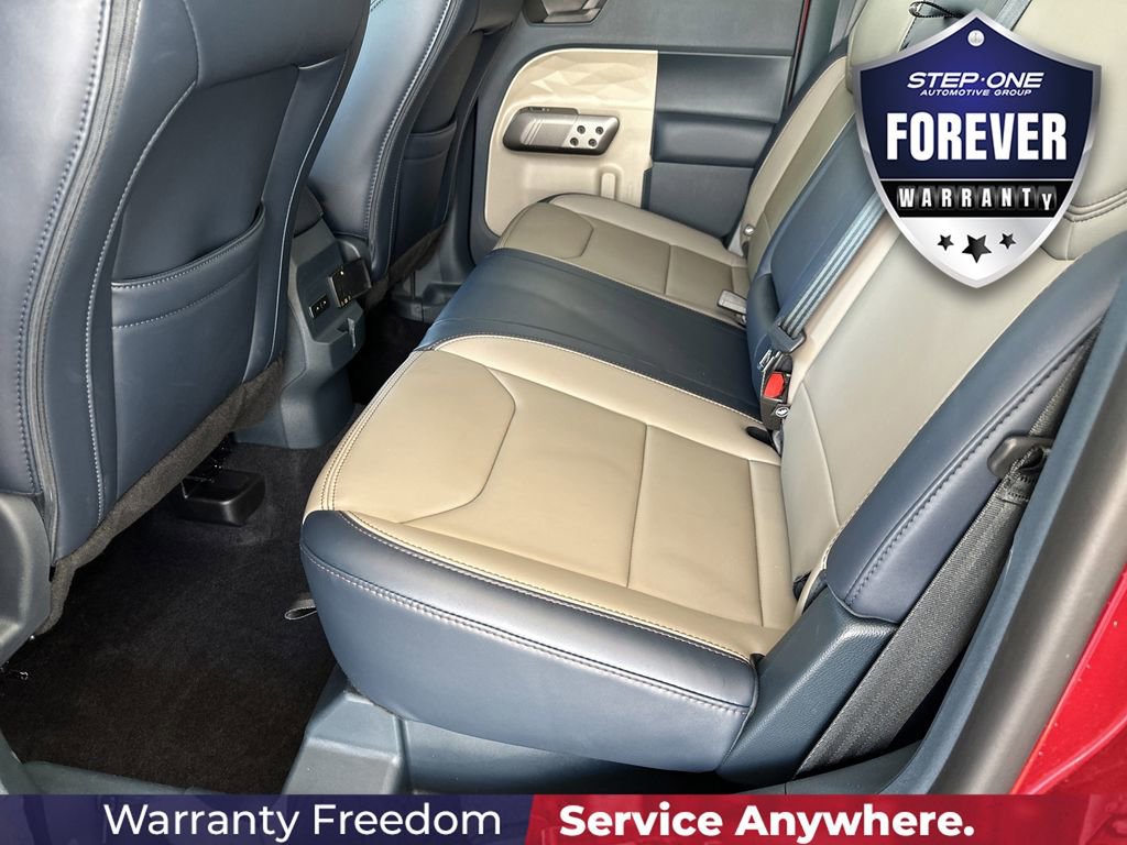 Used 2025 Ford Maverick Lariat w/ 4K Tow Package AWD/4WD image 30