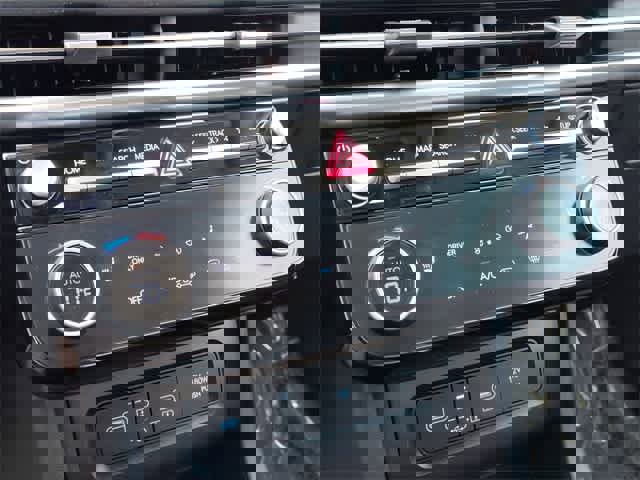 Certified 2025 Hyundai Tucson SEL image 24