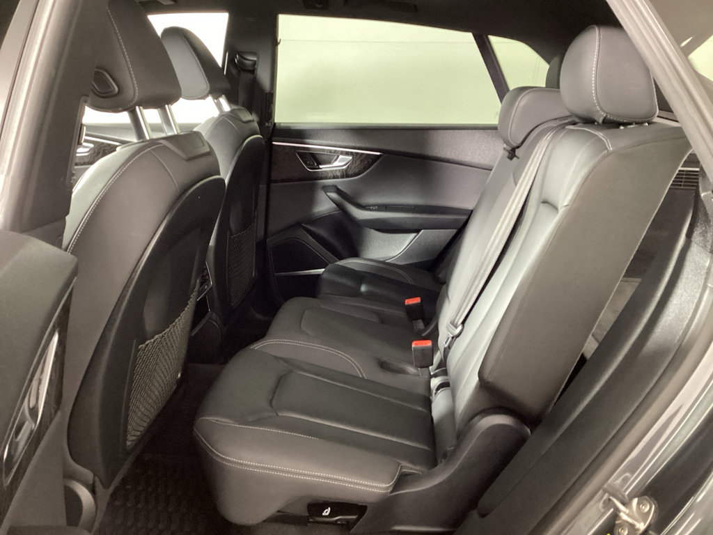 Used 2019 Audi Q8 Prestige w/ Year 1 Package image 13