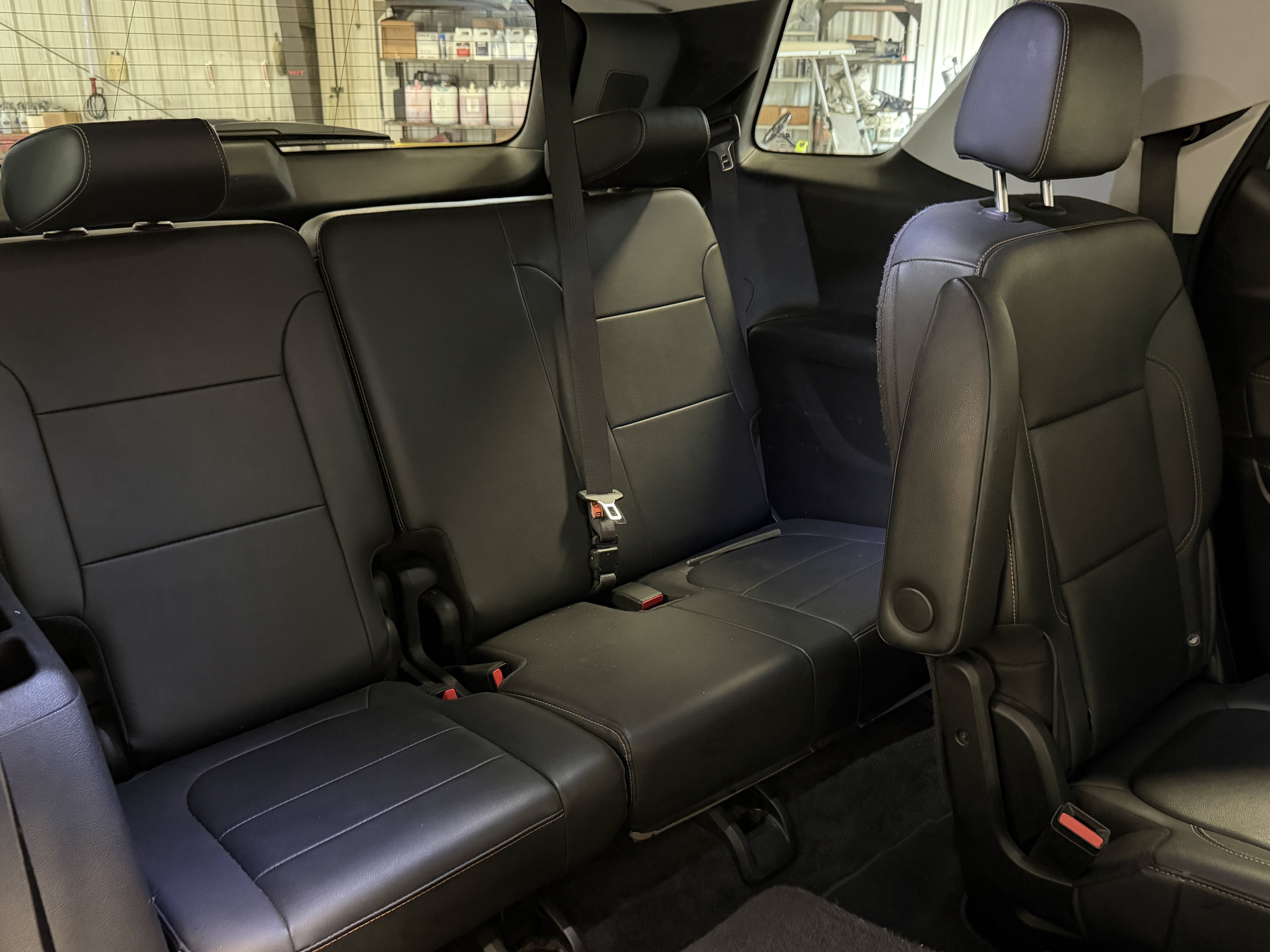 Used 2020 Chevrolet Traverse RS FWD image 26