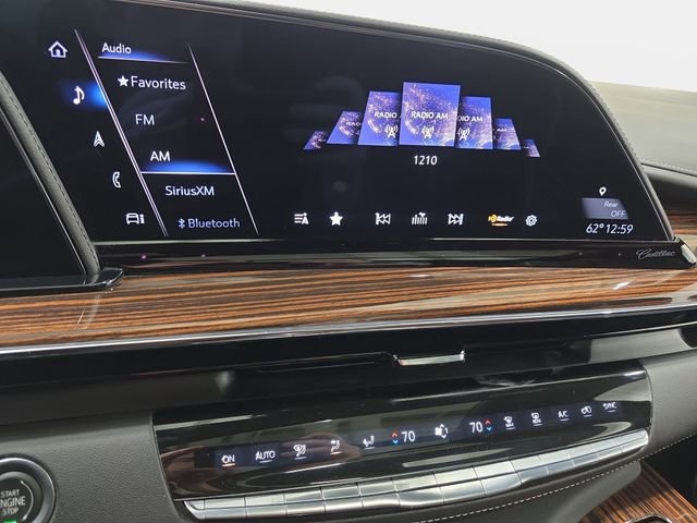 Certified 2023 Cadillac Escalade Premium Luxury image 16