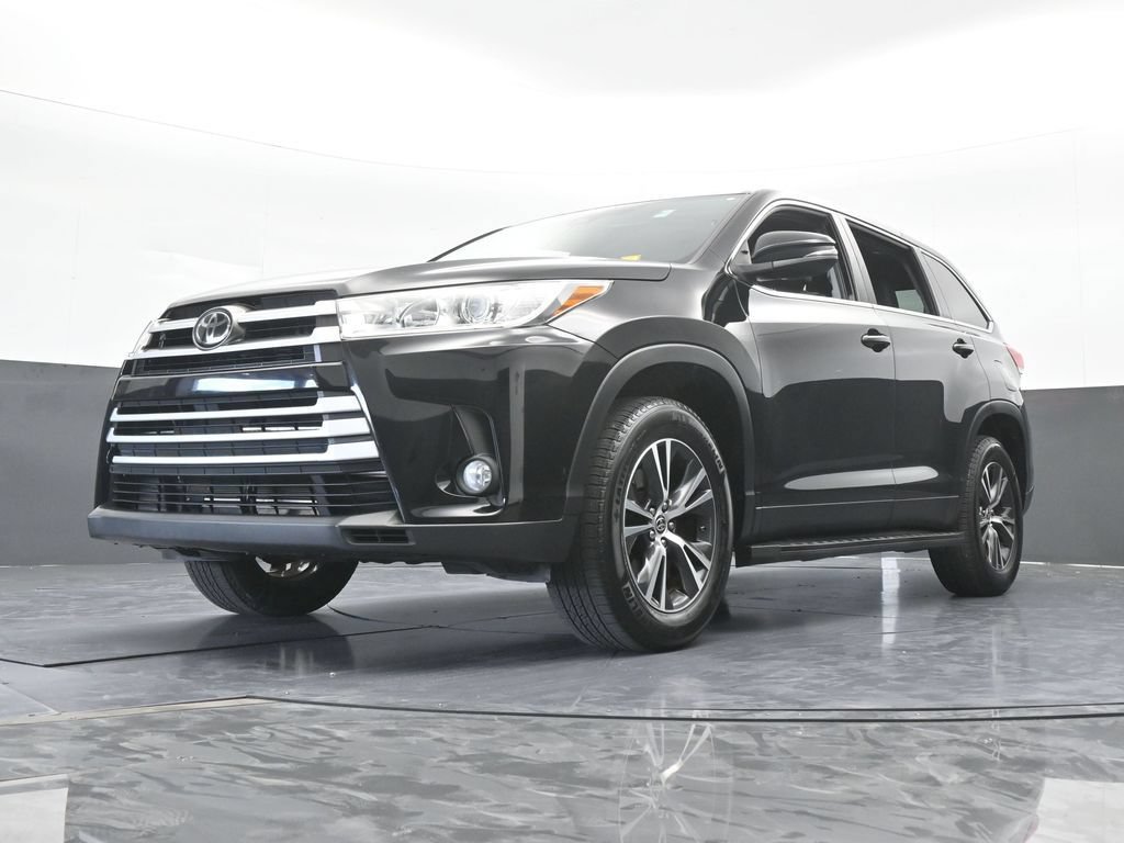 Used 2019 Toyota Highlander Plus FWD image 59