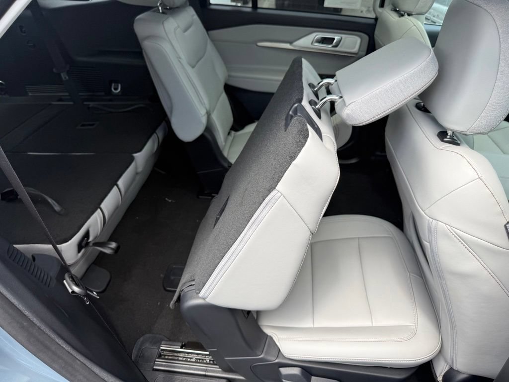 New 2026 Ford Explorer Active w/ Active Comfort Package AWD/4WD image 54