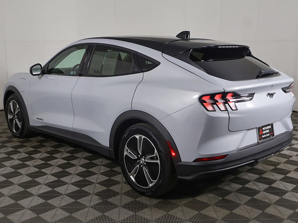 Used 2021 Ford Mustang Mach-E Select w/ Comfort/Appearance Package AWD/4WD image 10